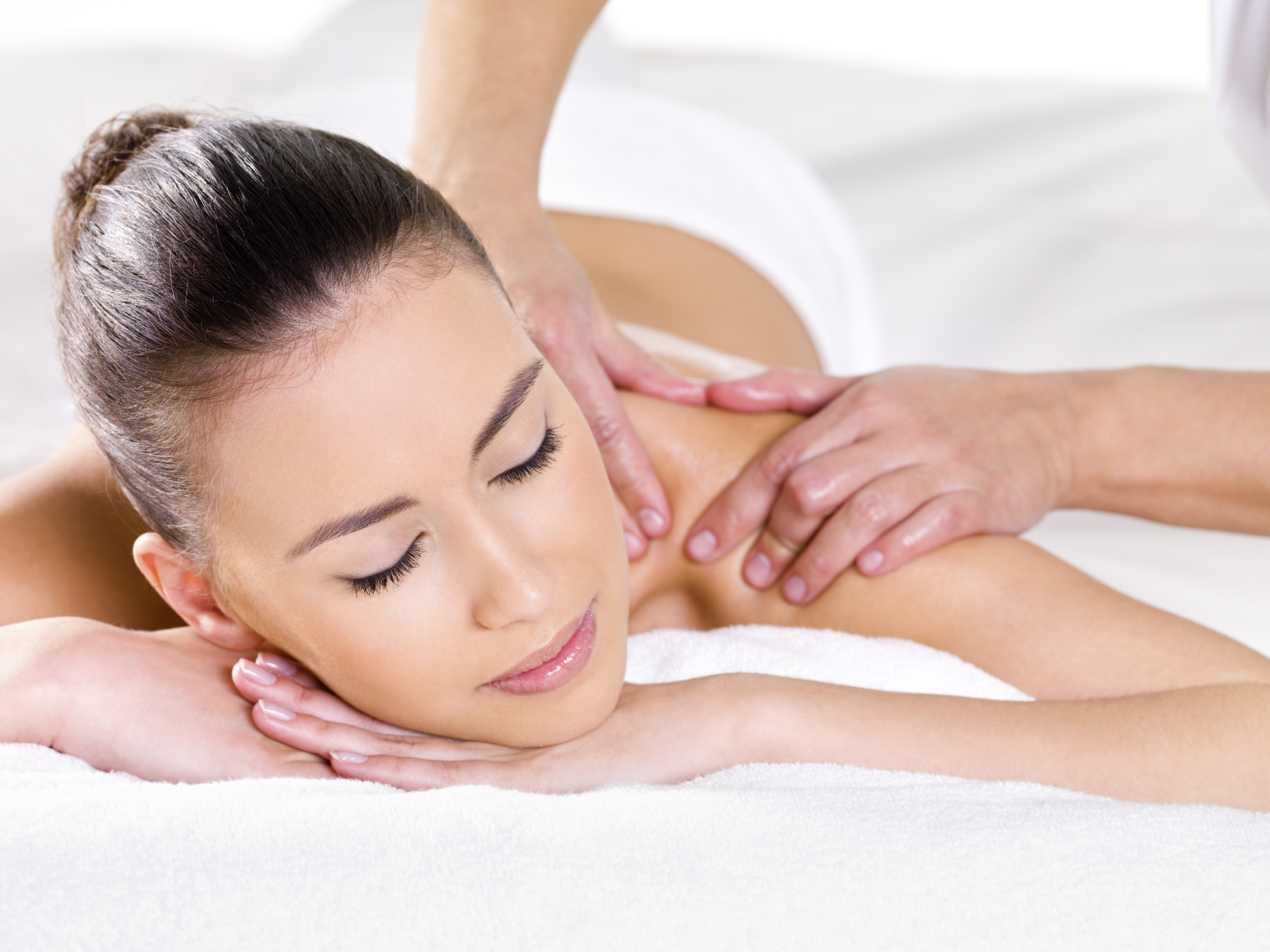 Massage Therapy: Relax And Unwind Yourself! post thumbnail image