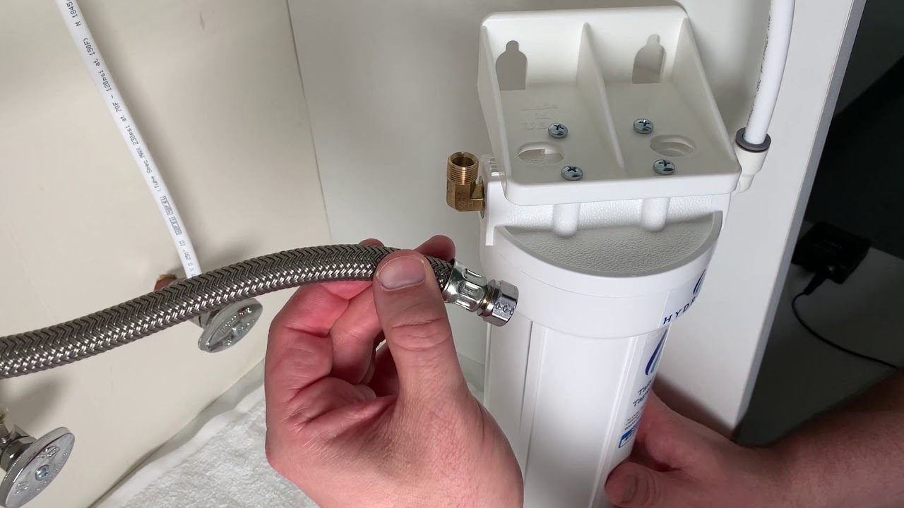 The Benefits of Under-Sink Water Filters post thumbnail image